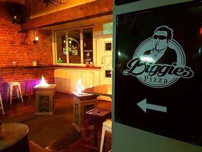 Biggies Pizza