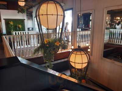 Foxglove Bar & Kitchen