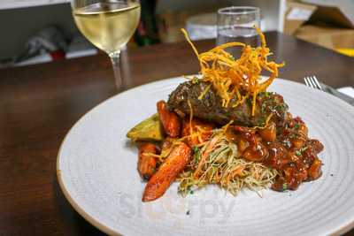 Equinox Restaurant & Bar