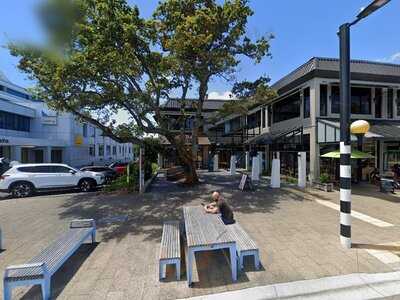 Ragazzi Cafe & Wine Bar