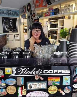 Violet's Coffee @ Pit Lane