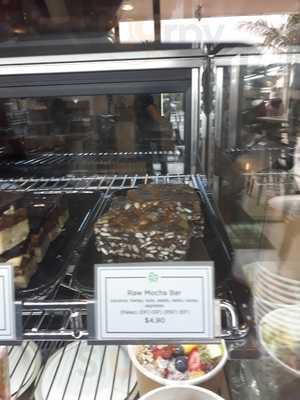 Gre3n Superfood & Juice Bar