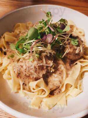 Bedford Soda & Liquor