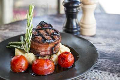 Southern Cross Garden Bar Restaurant