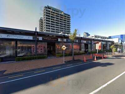 Breakers Restaurant Hamilton