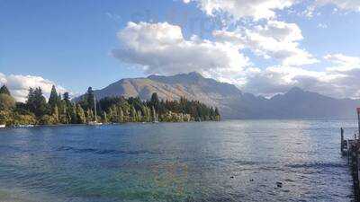 Kim's Korean Resturant And Bar