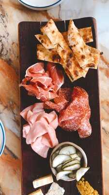 Clarence Tauranga Restaurant