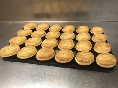 Ronnies Cafe & Baker