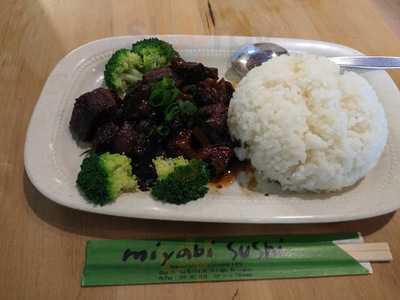 Daruma Sushi-go-round Cuba