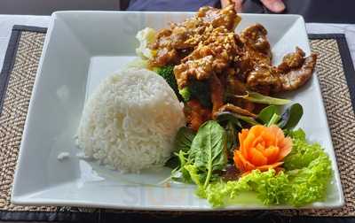 Tasty Tiny Thai Restaurant