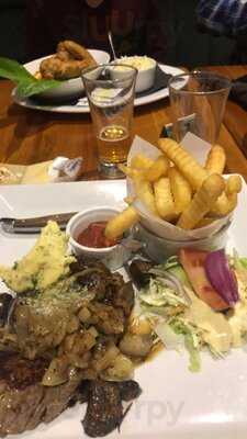 Tramshed Bistro At Cableways Tavern