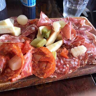 Mediterranean Foods - Newtown -trattoria & Deli