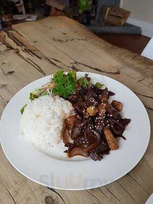 Diesel's Bar And Bistro