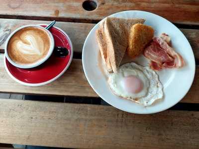 Fork & Cork Cafe & Bar