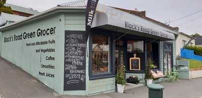 Blacks Road Grocer