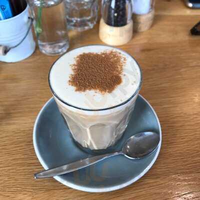 Biskit Cafe And Kitchen