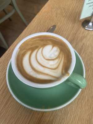 Biskit Cafe And Kitchen