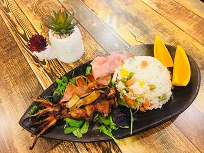 Ran Restaurant & Bar