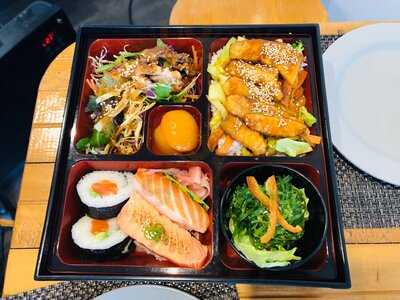 Aki Sushi & Japanese Cafe