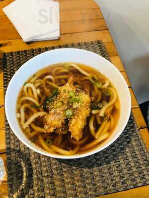 Aki Sushi & Japanese Cafe