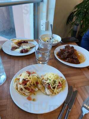 Whitby's Restaurant & Bar