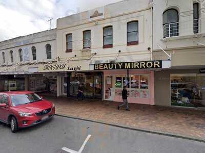 Shinjuku Sushi Bar