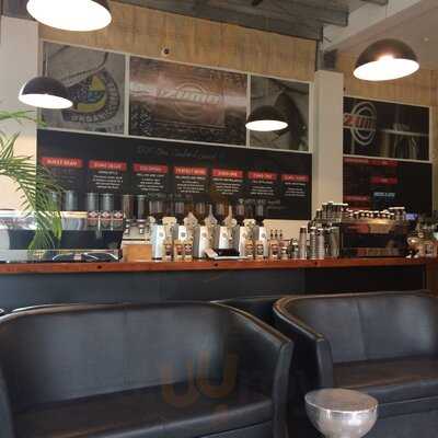 Zumo Coffee House