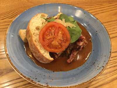 Three Cows Cafe Bar & Restaurant