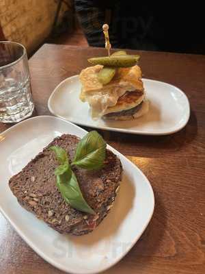 Poquito Cafe And Bar