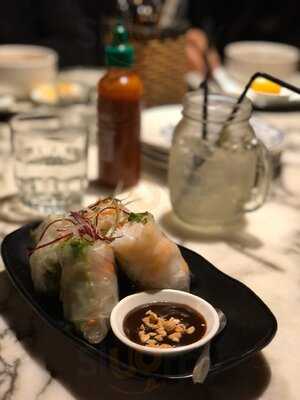 Sen Vietnamese Kitchen & Bar