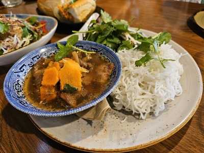 Sen Vietnamese Kitchen & Bar