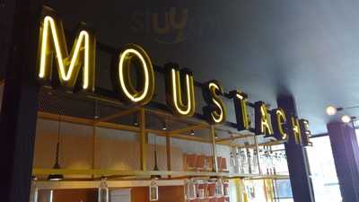 Moustache Milk & Cookie Bar