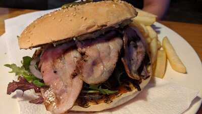 Gourmet Burger & Brew Kitchen