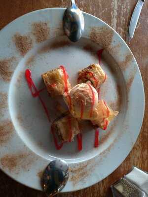 Nicolino Restaurant & Cube Bar