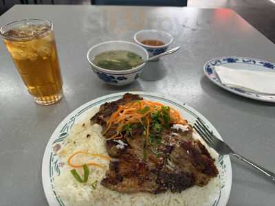 Sam Woo Vietnamese Cafe