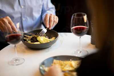 Aria Restaurant And Bar - Crowne Plaza Auckland