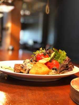 Cornerstone Bar And Eatery