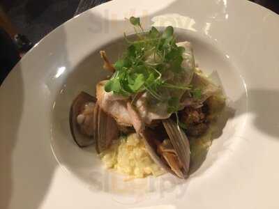 Caucus Restaurant & Bar