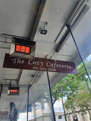 The Cozy Cafeteria