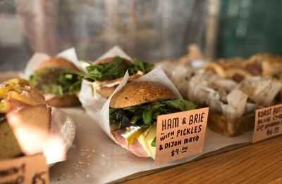 Between Cafe & Eatery