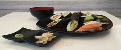 Tokyo Sushi