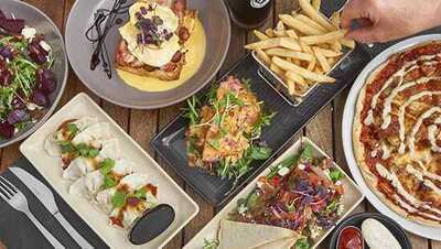 Sugarhorse Bar And Eatery