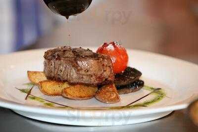 Zest Restaurant & Bar