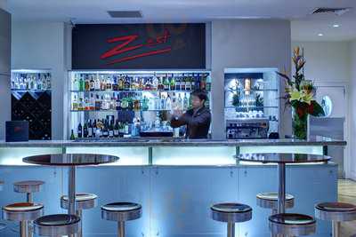 Zest Restaurant & Bar