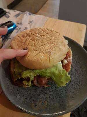 Burgerfuel Five Cross Roads