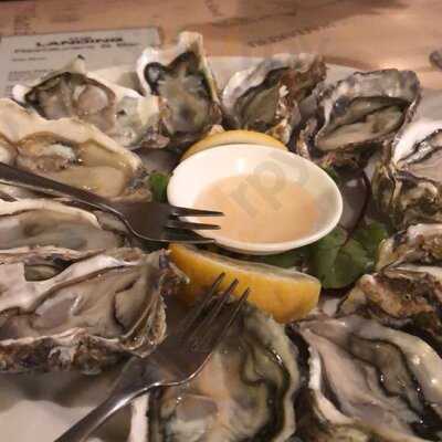 The Landing Restaurant & Bar