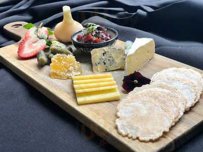 Johnny Barrs Auckland