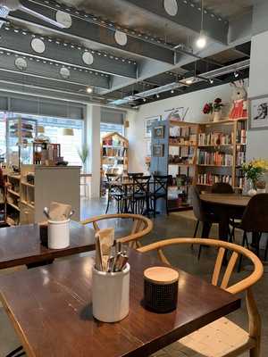 Ekor Bookshop & Cafe Limited