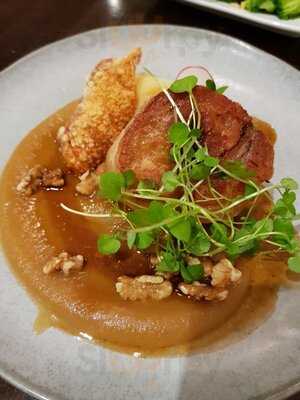 Five Restaurant & Bar