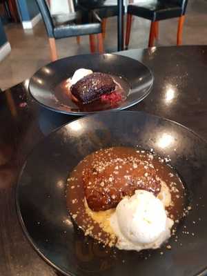 Five Restaurant & Bar